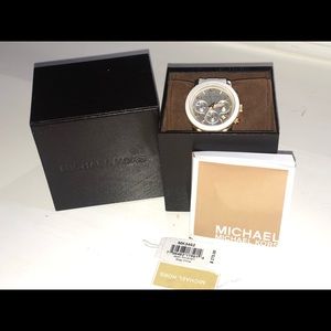Michael Kors White Watch ‼️